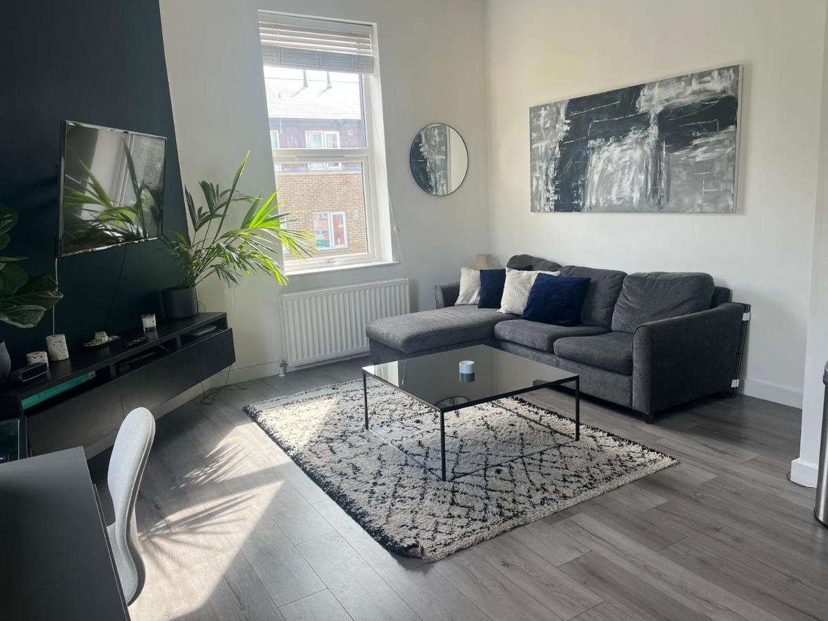 Spacious Modern 1-Bed Apartment Near Victoria Park London Exterior foto